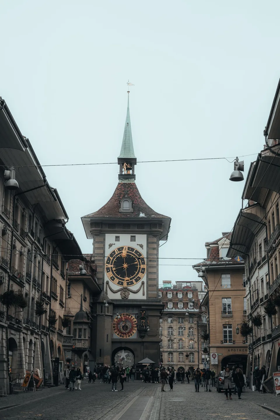 Sandstone arcades and buildings around the Zytglogge in Bern’s old town