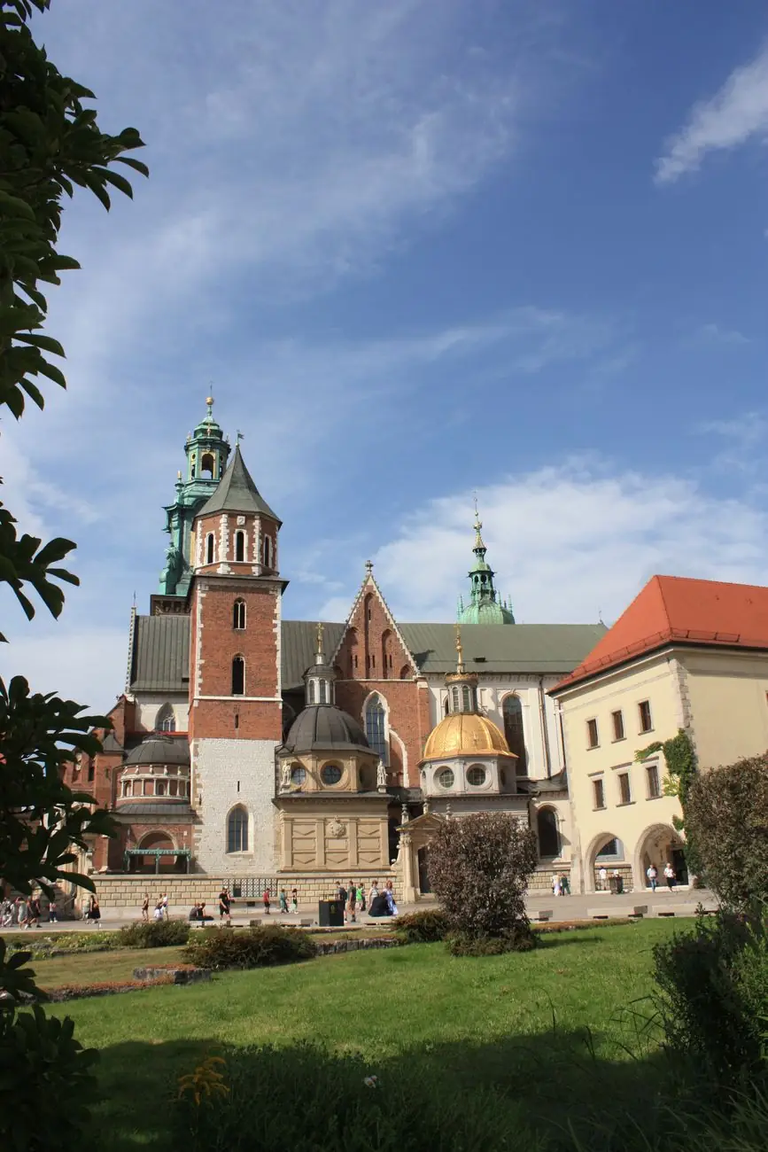 Wawel Cathedral’s towers and gilded Sigismund Chapel dome in Kraków