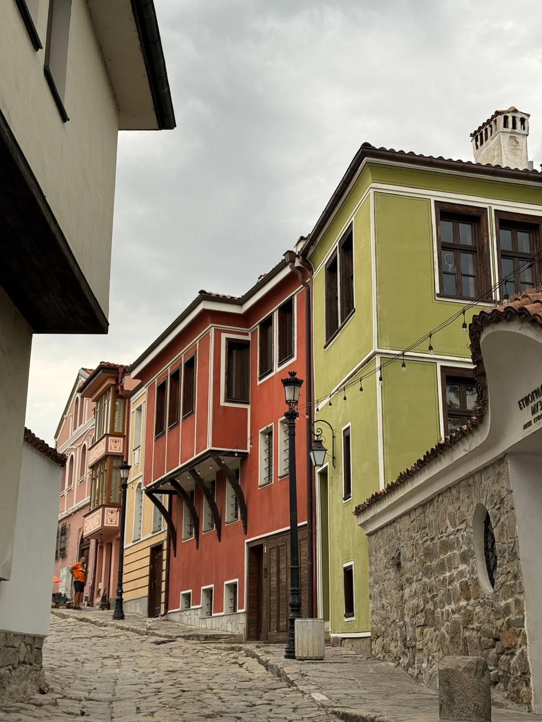 Colourful projecting houses above a cobbled street in Plovdiv’s Old Town